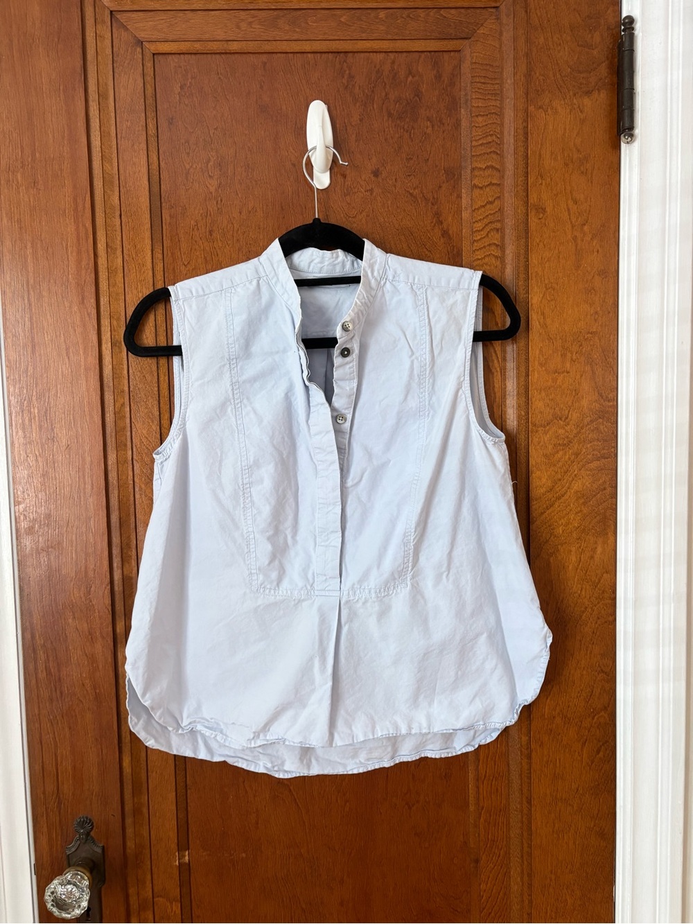 MM Lafleur Light Blue Sleeveless Stand-Collar Popover Blouse - small